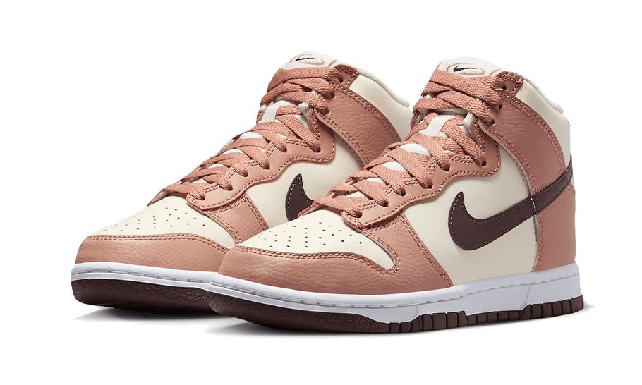 Nike Dunk High Dusted Clay