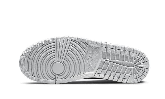 Air Jordan 1 Low Shadow Toe
