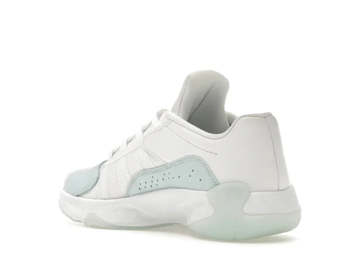 Air Jordan 11 CMFT Low Igloo