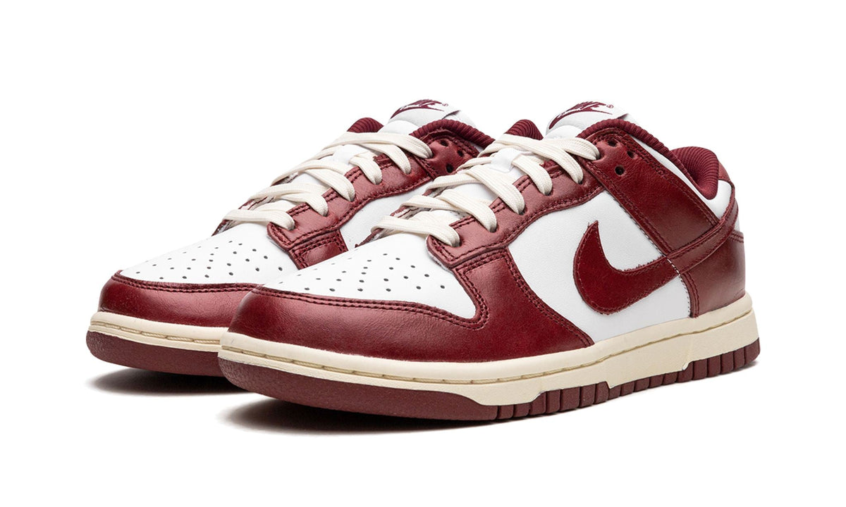 Nike Dunk Low PRM Team Red