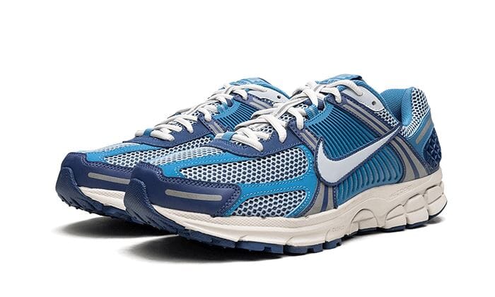 Nike Zoom Vomero 5 Worn Blue
